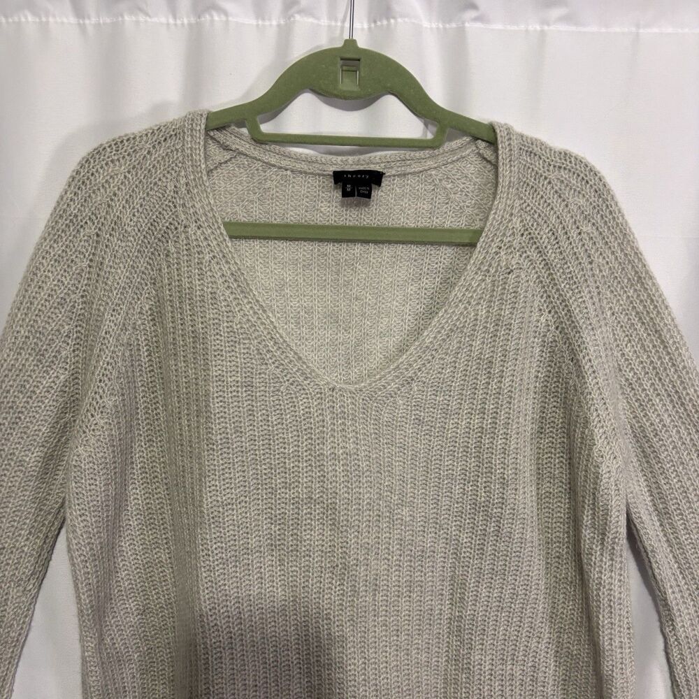Theory Cashmere Sweater Women Medium Gray Chunky Knit Quiet Luxury Heritage Cozy - Picture 3 of 7